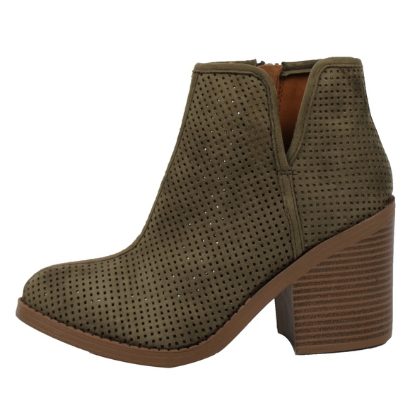 Shoes - Size 9 Khaki perforated v cut out side Stacked